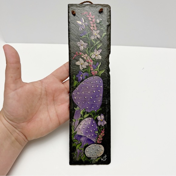 Vintage Handpainted Purple Mushrooms Floral on Slate Wall Hanging - Picture 2 of 7